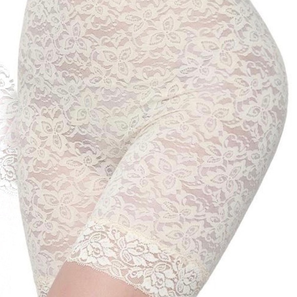 High waist vintage lace, Light control shaping panties.  24" to 38" waist. NWOT - Picture 7 of 10